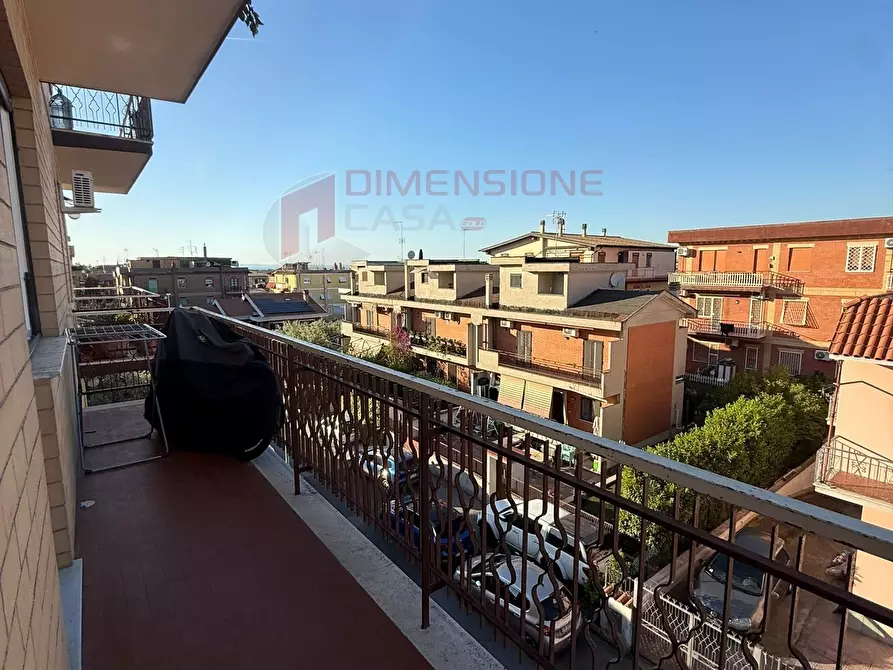 Immagine 21 di Trilocale in vendita  in Via Partanna a Roma