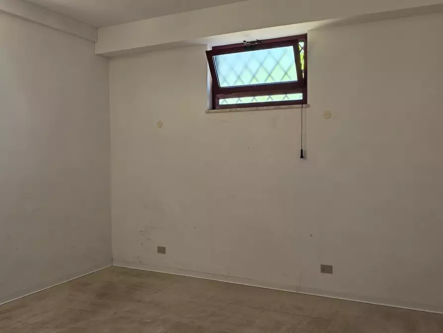 Immagine 49 di Villa in vendita  in Via Aldo Moro 11 a Castelnuovo Di Porto