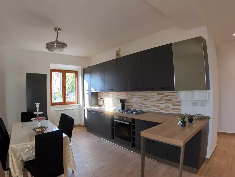 Immagine 9 di Trilocale in vendita  in Via Monte Grugnanello 21 a Morlupo