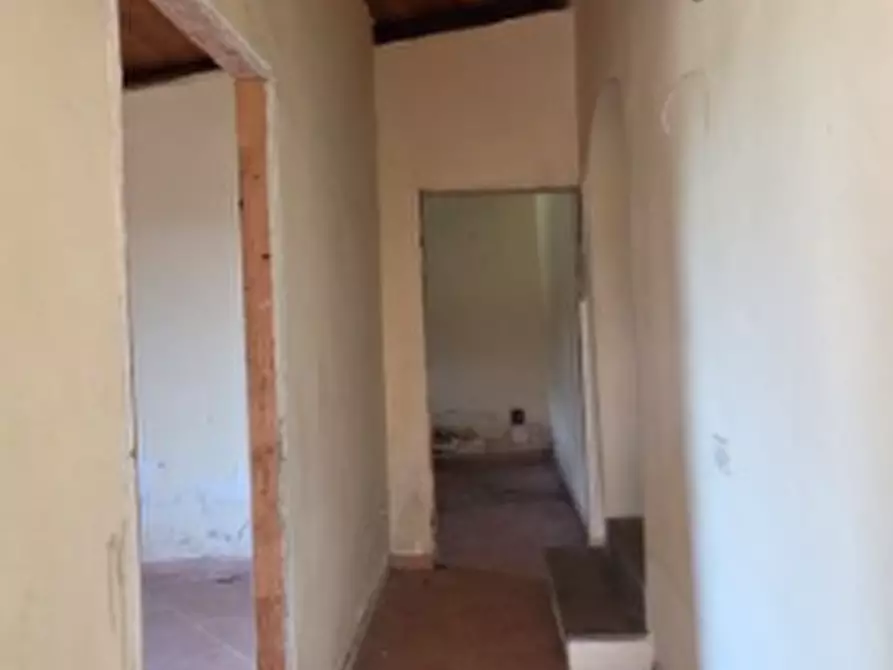 Immagine 4 di Rustico / casale in vendita  in Via Enrico Fermi 10 a Morlupo