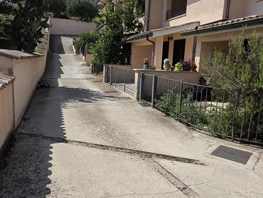 Immagine 24 di Casa trifamiliare in vendita  in Via Tonica Facchinaccia 4 a Rignano Flaminio