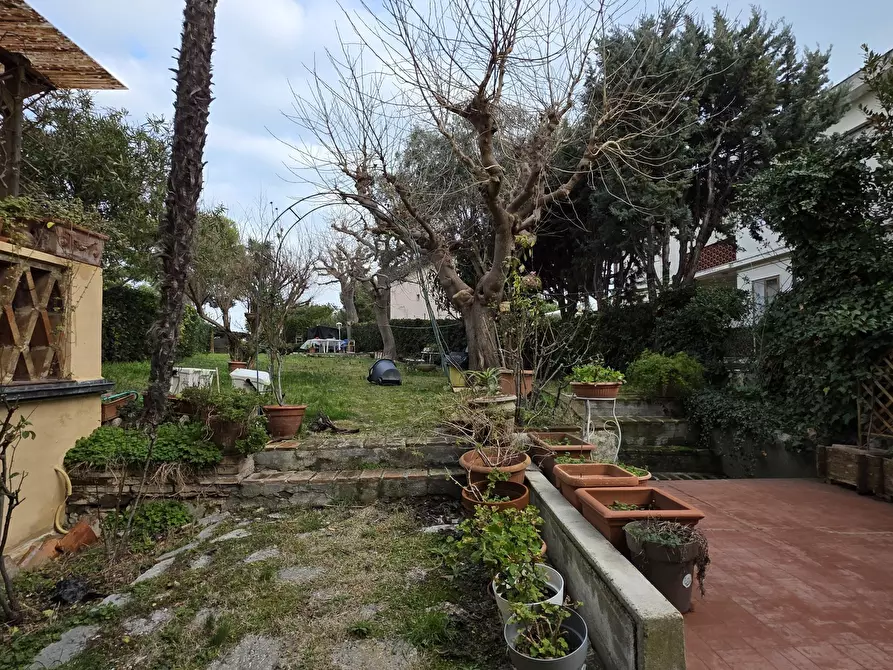 Immagine 40 di Casa indipendente in vendita  in Via Giacomo Matteotti 10 a Numana