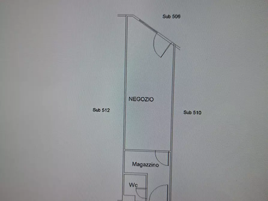 Immagine 8 di Locale commerciale in affitto  in Via San Michele 22 a Morlupo