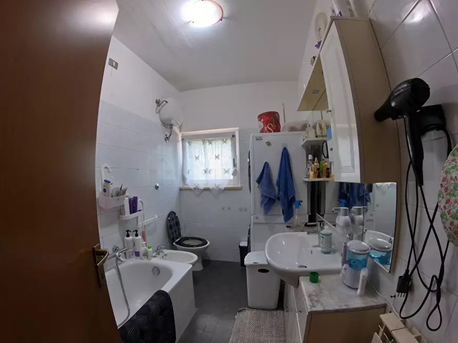 Immagine 7 di Bilocale in vendita  in Via Umberto Boccioni 14 a Morlupo