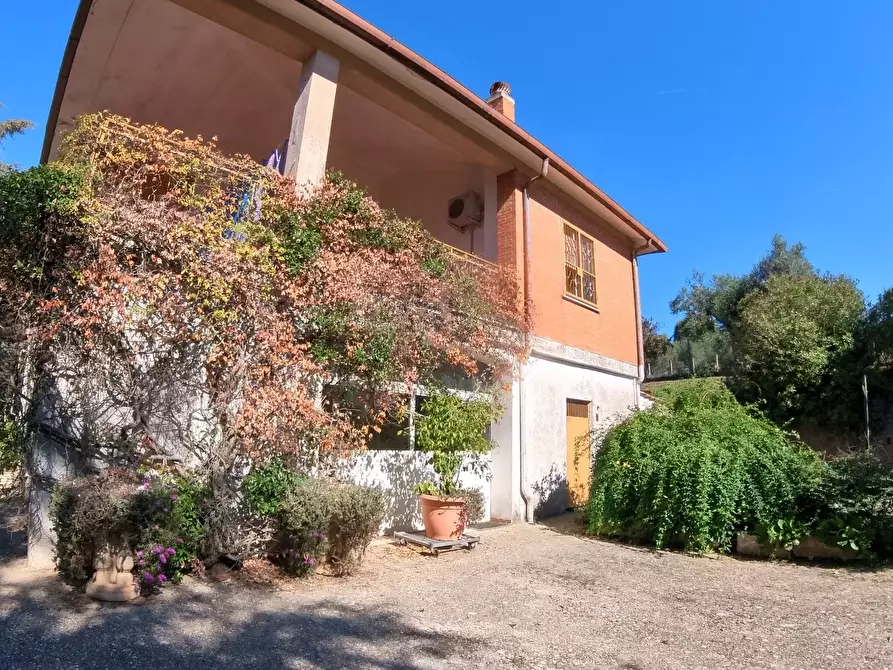 Immagine 5 di Villa in vendita  in Strada Comunale Campo Maggiore 10 a Rignano Flaminio