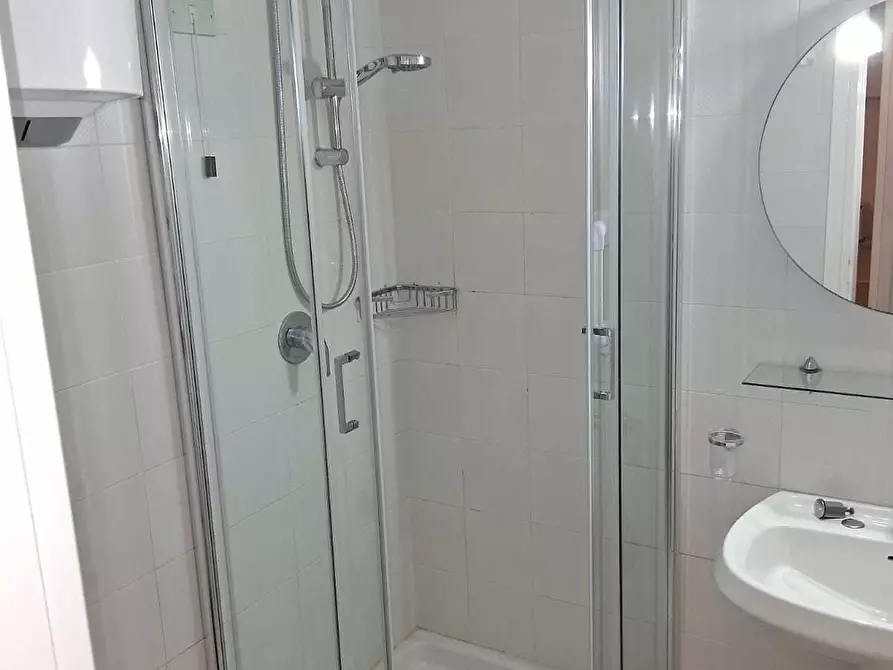 Immagine 11 di Bilocale in vendita  in Via della Bilancia 10 a Olbia