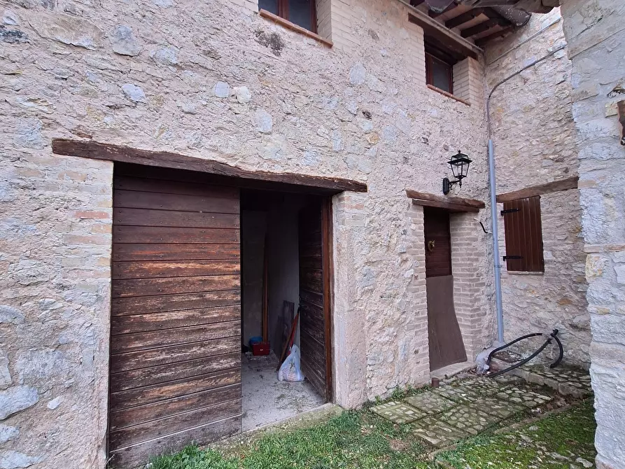 Immagine 43 di Rustico / casale in vendita  in via di Agliano 1 a Campello Sul Clitunno