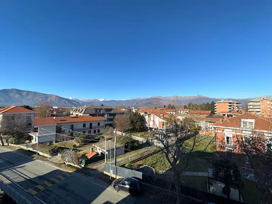 Immagine 22 di Trilocale in vendita  a Nole