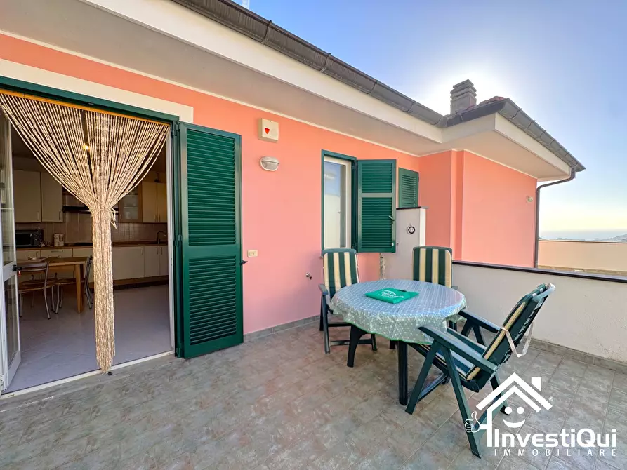 Immagine 3 di Bilocale in vendita  in Via Giorni-Santarò 117 a Tovo San Giacomo