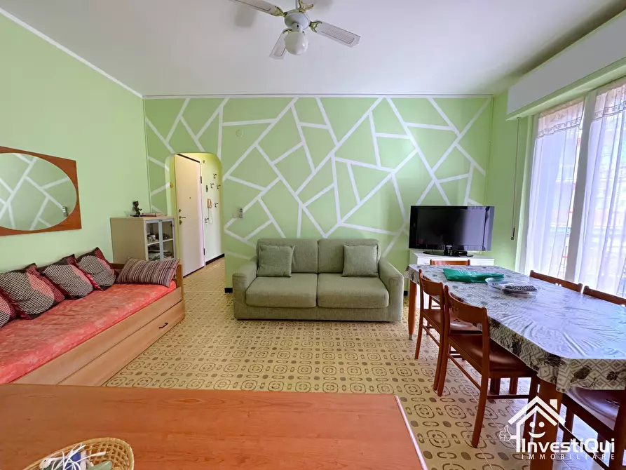 Immagine 13 di Bilocale in vendita  in Via Eugenio Montale 21 a Pietra Ligure