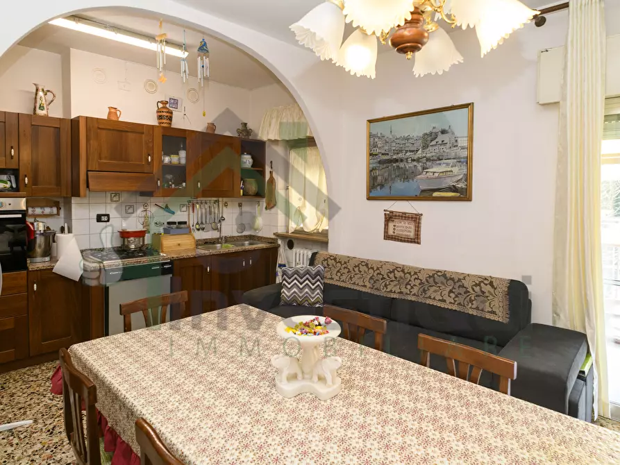 Immagine 6 di Quadrilocale in vendita  in Via Ginestre 12 a Ciriè