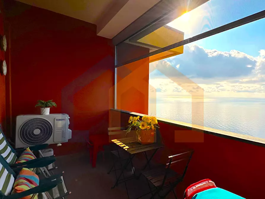 Immagine 16 di Quadrilocale in vendita  in Via de Negri 8 a Bergeggi