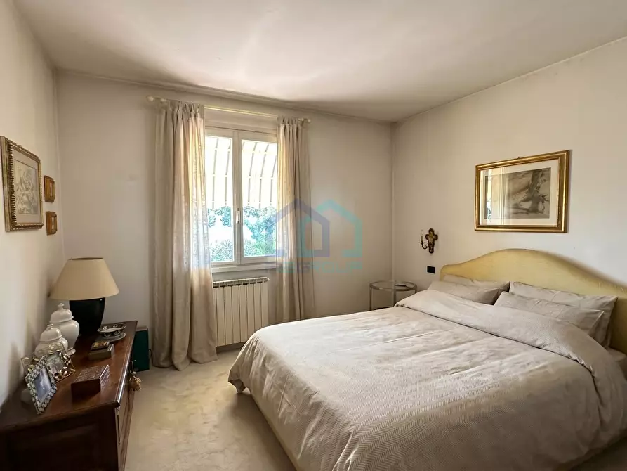Immagine 14 di Villa in vendita  in Viale Vittorio Veneto 31 a Imperia