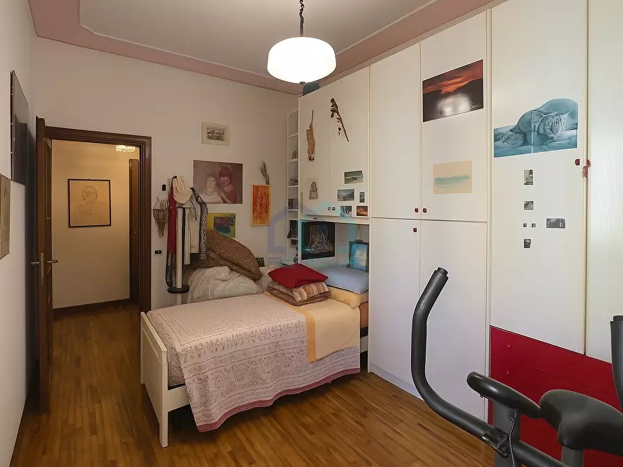 Immagine 14 di Appartamento in vendita  in Via Fratelli Grondona 18 a Savona