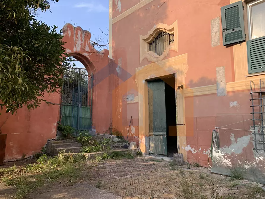 Immagine 1 di Porzione di casa in vendita  in via pietragrossa a Savona