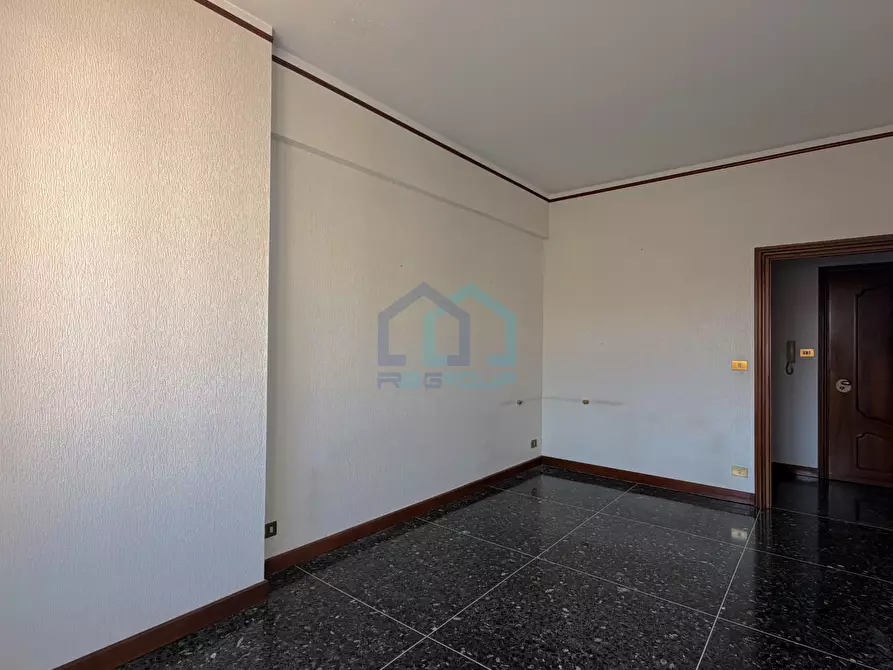 Immagine 5 di Quadrilocale in vendita  in Via Osvaldo Gnocchi Viani 37f a Savona