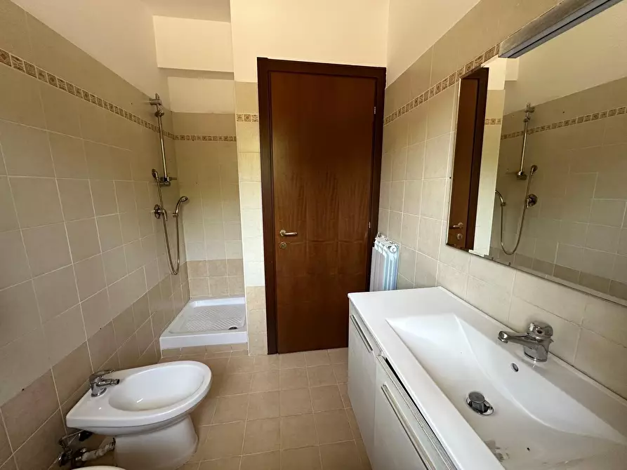 Immagine 15 di Villetta a schiera in vendita  in via tacito 88 a Guidonia Montecelio