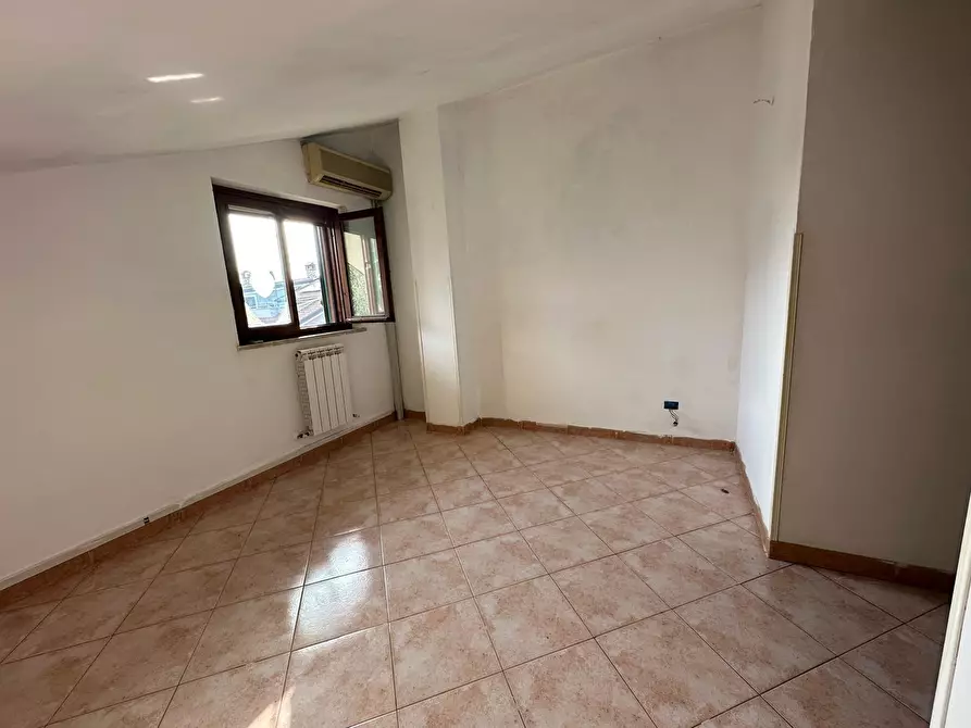 Immagine 26 di Casa trifamiliare in vendita  in Via Svetonio 73 a Guidonia Montecelio