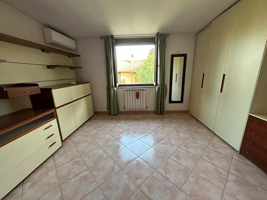 Immagine 23 di Casa trifamiliare in vendita  in Via Svetonio 73 a Guidonia Montecelio