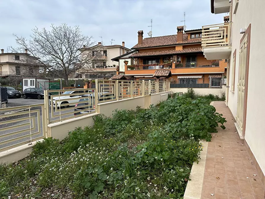 Immagine 39 di Casa bifamiliare in vendita  in Via Giacomo Leopardi a Fonte Nuova