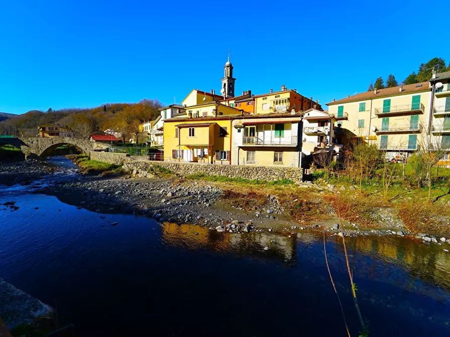 Immagine 2 di Terratetto in vendita  a Tornolo