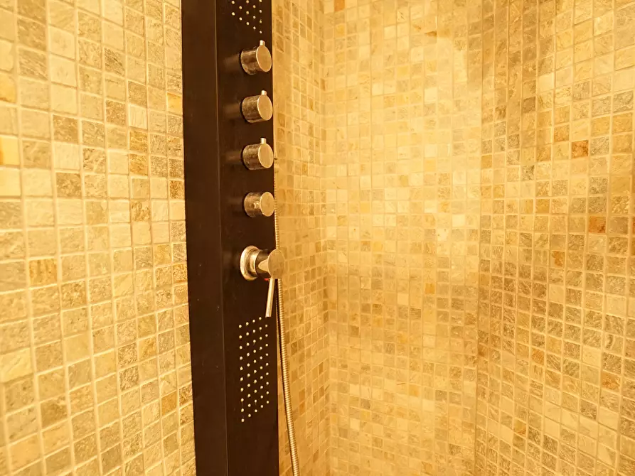 Immagine 13 di Bilocale in affitto  a Chiavari