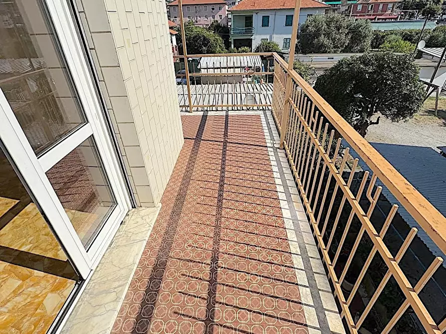Immagine 18 di Trilocale in vendita  a Cogorno