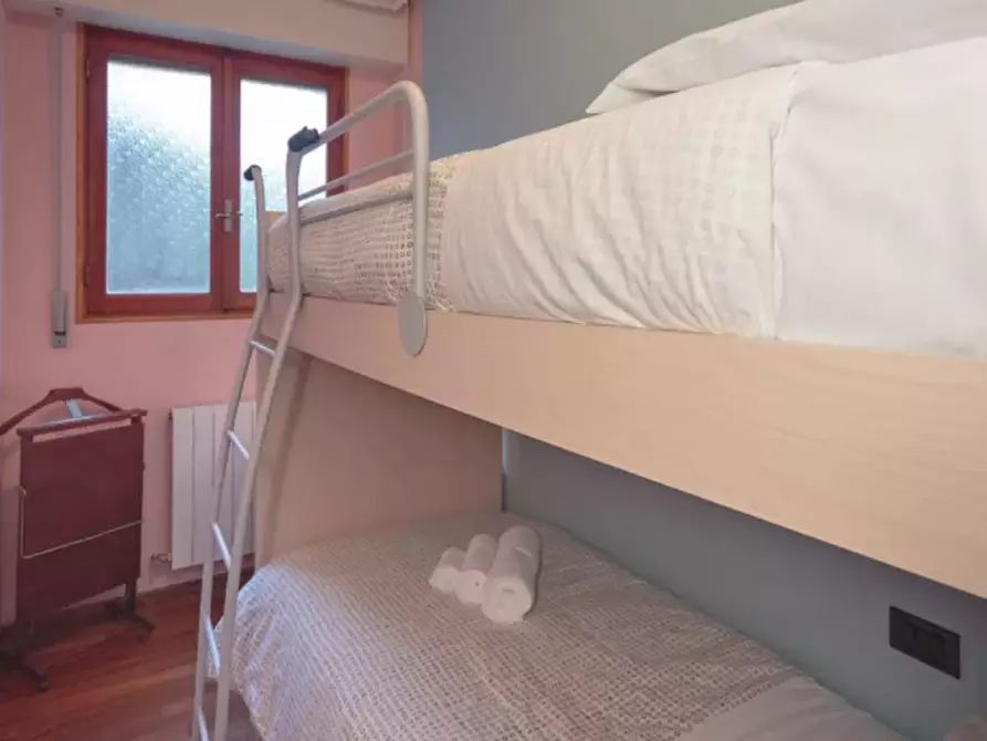 Immagine 35 di Quadrilocale in affitto  a Chiavari