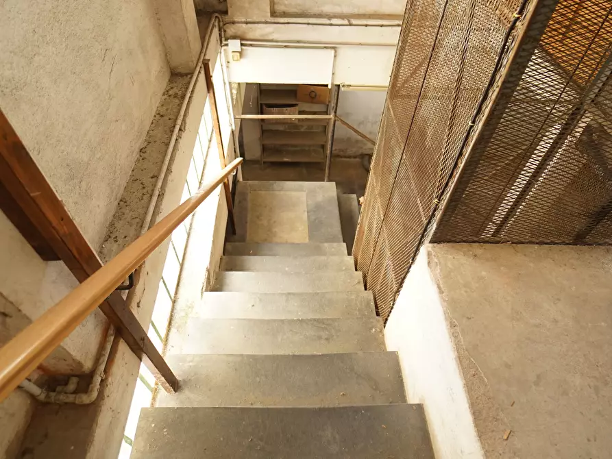 Immagine 4 di Magazzino in affitto  a Chiavari