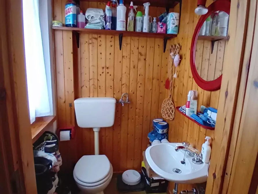 Immagine 14 di Villetta a schiera in vendita  a Bedonia