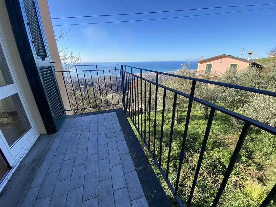 Immagine 19 di Casa indipendente in vendita  a Cogorno