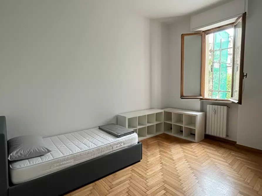 Immagine 11 di Trilocale in vendita  in Via Federico D'antiochia a Firenze