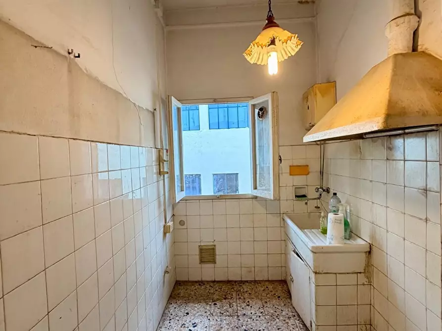 Immagine 23 di Quadrilocale in vendita  in Via degli Orti Oricellari a Firenze