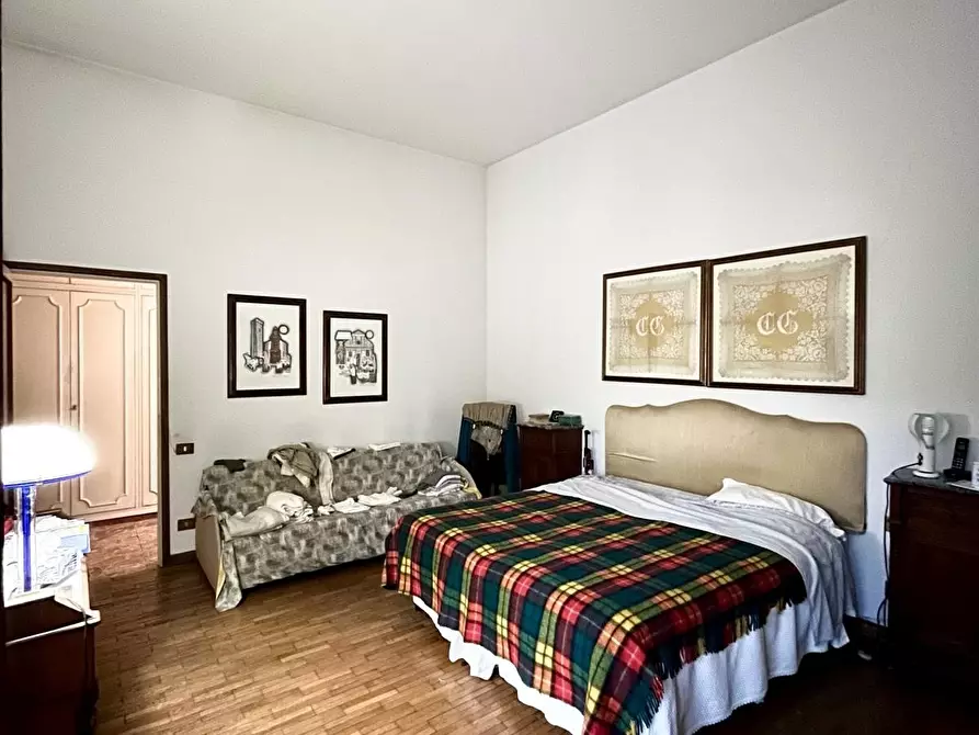 Immagine 24 di Appartamento in vendita  in Via Varchi a Firenze