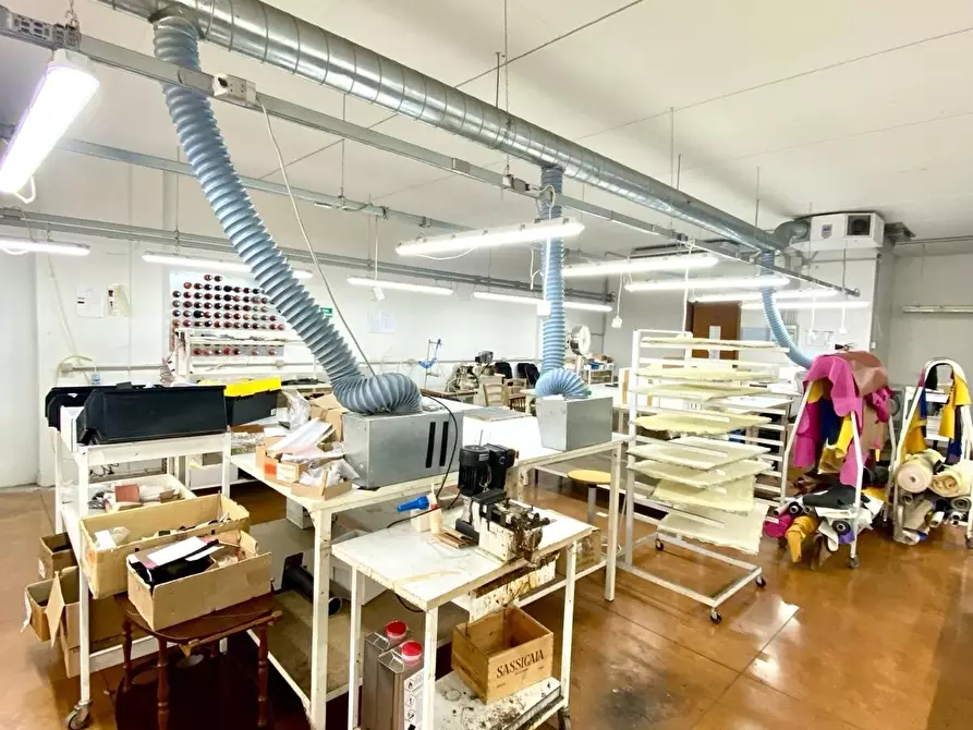 Immagine 3 di Capannone industriale in affitto  in Via Codignola a Scandicci