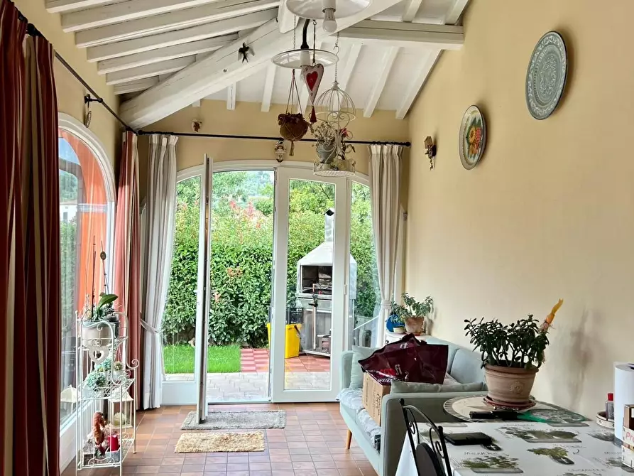 Immagine 47 di Villa in vendita  in Via Eugenio Montale a Montale