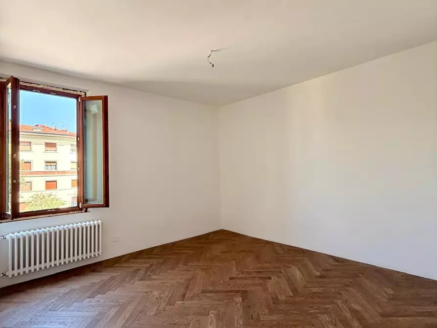 Immagine 16 di Trilocale in vendita  in Via Caponsacchi a Firenze