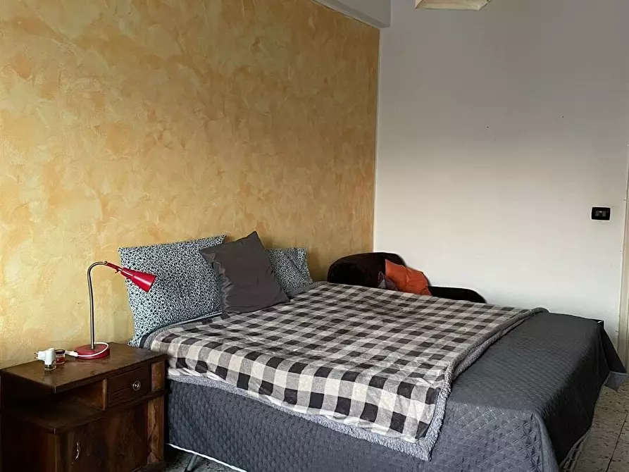 Immagine 16 di Quadrilocale in vendita  in Via Doni a Firenze