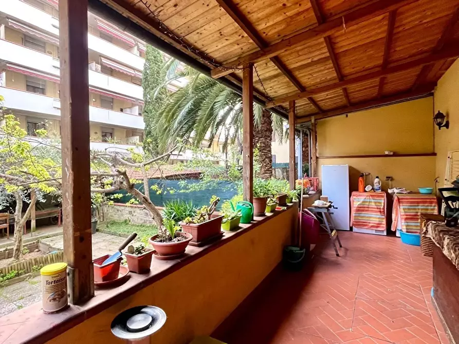 Immagine 4 di Quadrilocale in vendita  in Via dei Vanni a Firenze