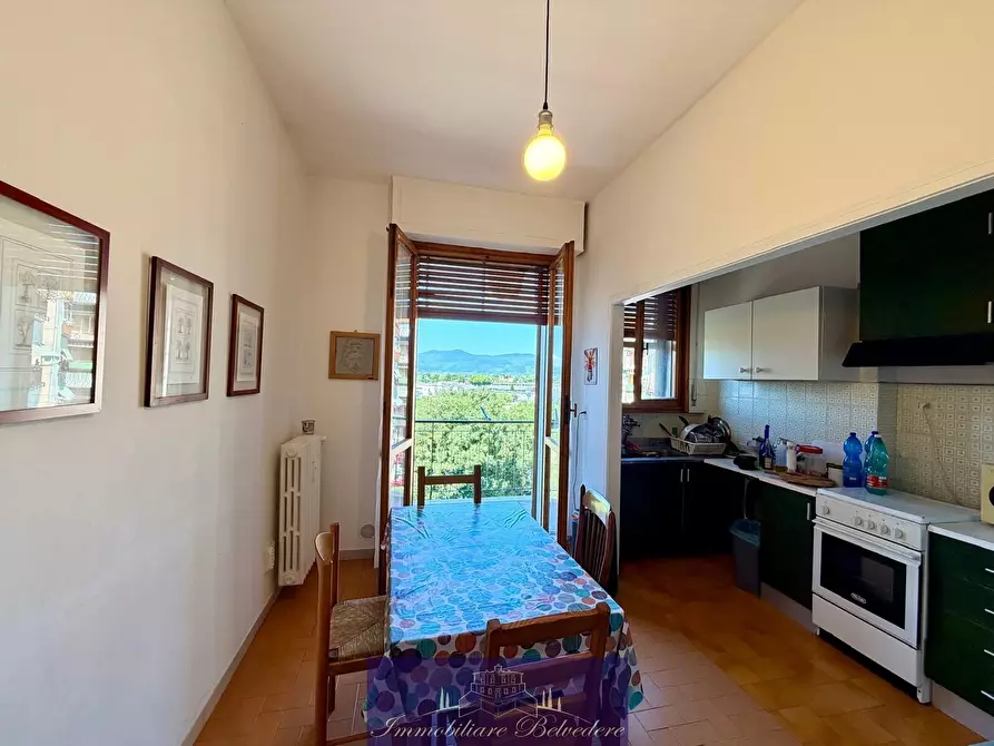 Immagine 15 di Trilocale in vendita  in Via Cimarosa a Scandicci