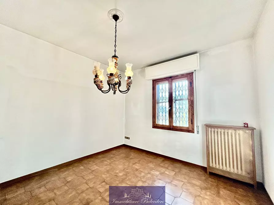 Immagine 1 di Trilocale in vendita  in Via San Francesco d' Assisi a Lastra A Signa