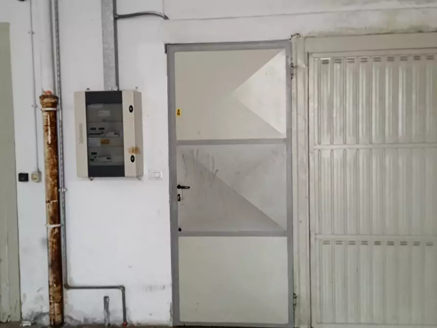 Immagine 14 di Trilocale in vendita  in Piazza Leopoldo a Firenze