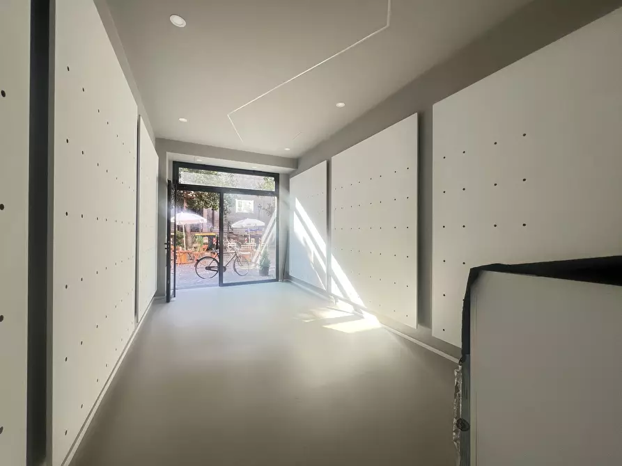 Immagine 11 di Locale commerciale in affitto  in via C. B. Cavour 38 a Crevalcore