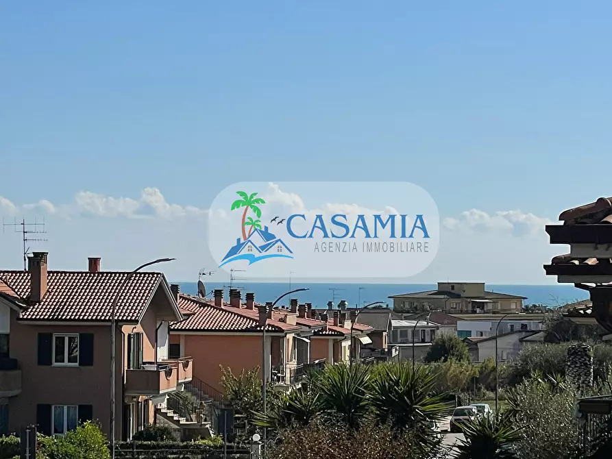 Immagine 1 di Quadrilocale in vendita  a Altidona