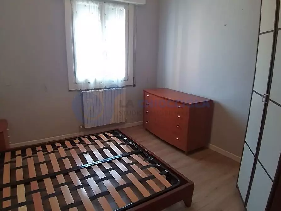 Immagine 22 di Trilocale in affitto  in VIA RANZANI a Bologna