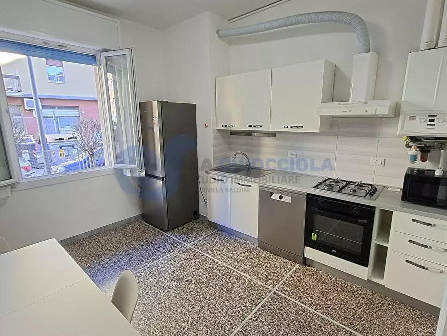 Immagine 5 di Trilocale in affitto  in VIA A. GIOVANNINI a Bologna