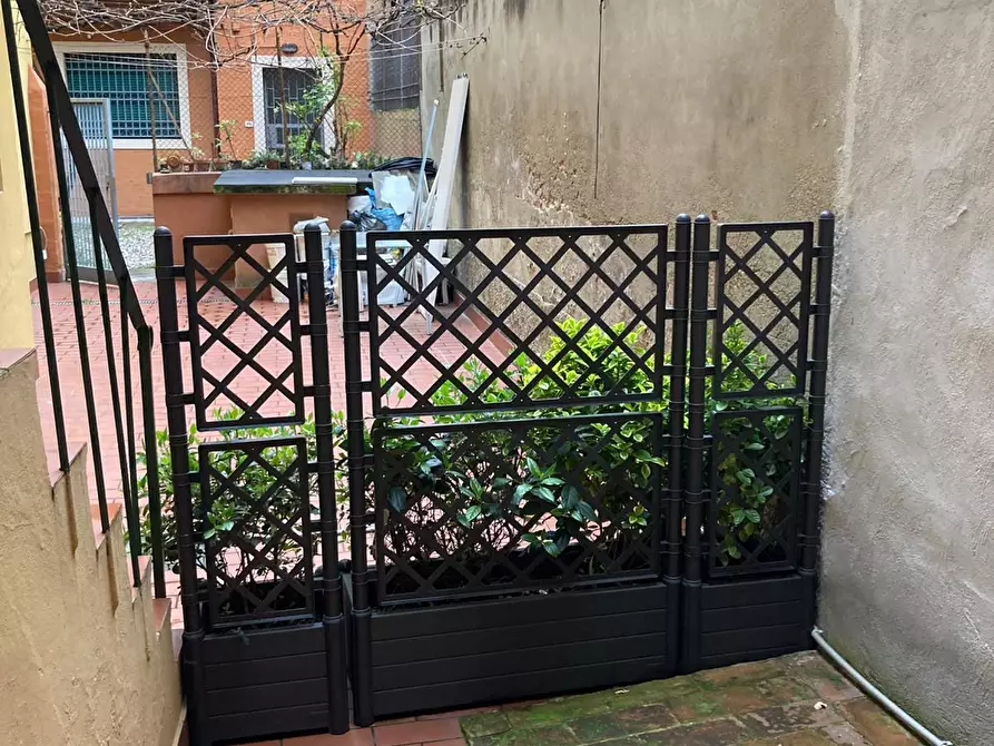 Immagine 35 di Bilocale in affitto  in Via degli Angeli a Bologna