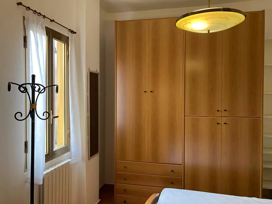 Immagine 18 di Trilocale in affitto  a Bologna