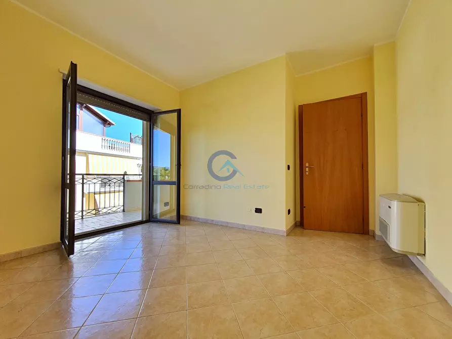 Immagine 12 di Trilocale in vendita  a Squillace