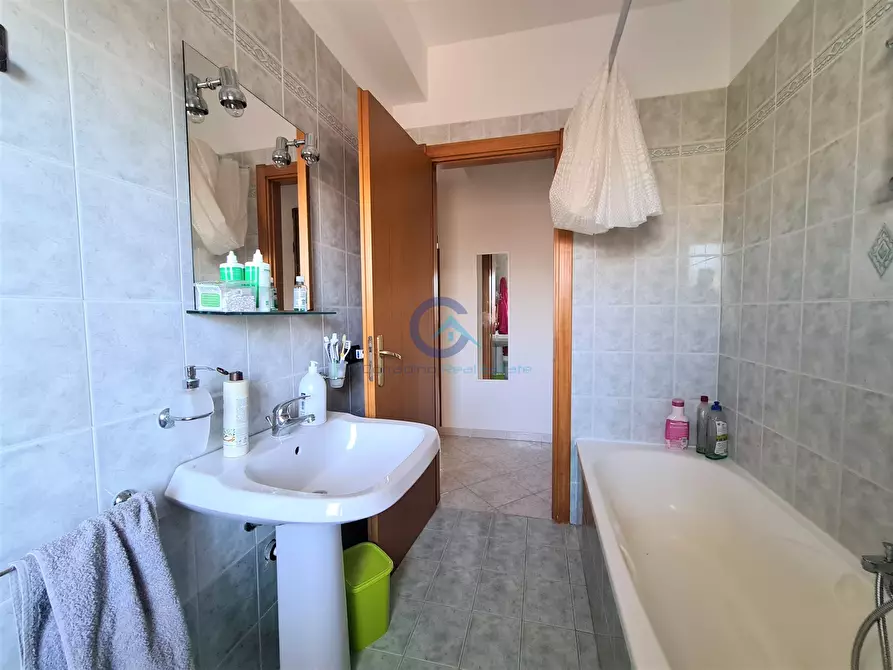 Immagine 13 di Stanza singola in affitto  a Catanzaro